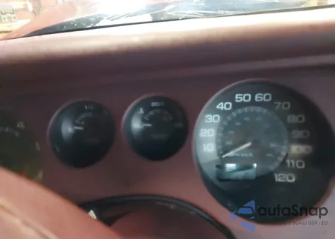 1997 Buick Riviera z USA, uszkodzony, nr VIN 1G4GD22K4V4715985